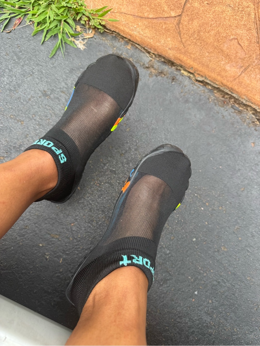 Black Mesh Low-Cut Men's Socks with Colored Accents